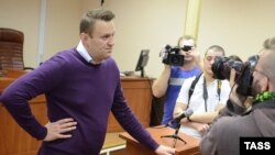 Навальный на суде по делу "Кировлеса" 