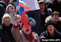 Пророссийский митинг в центре Донецка, 22 марта 2014 года