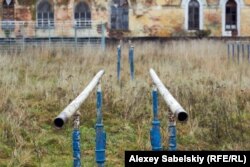 Заброшенная военная часть в Новоселицах